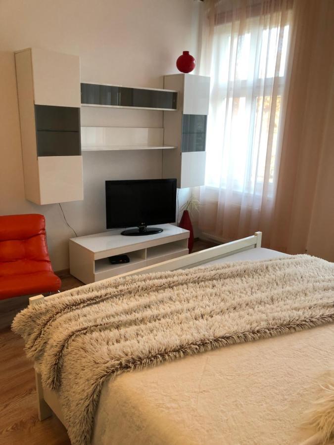 Apartmany Galeta Karlsbad Exteriör bild