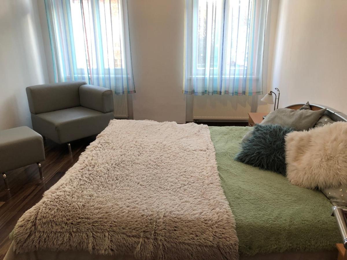 Apartmany Galeta Karlsbad Exteriör bild