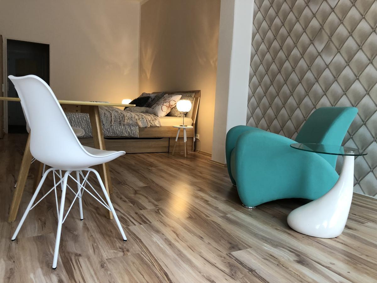 Apartmany Galeta Karlsbad Exteriör bild