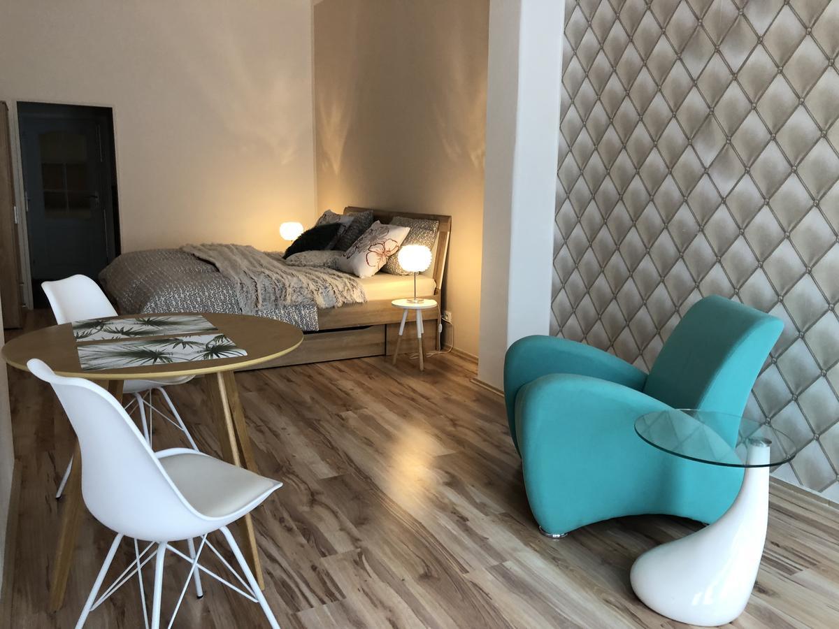 Apartmany Galeta Karlsbad Exteriör bild