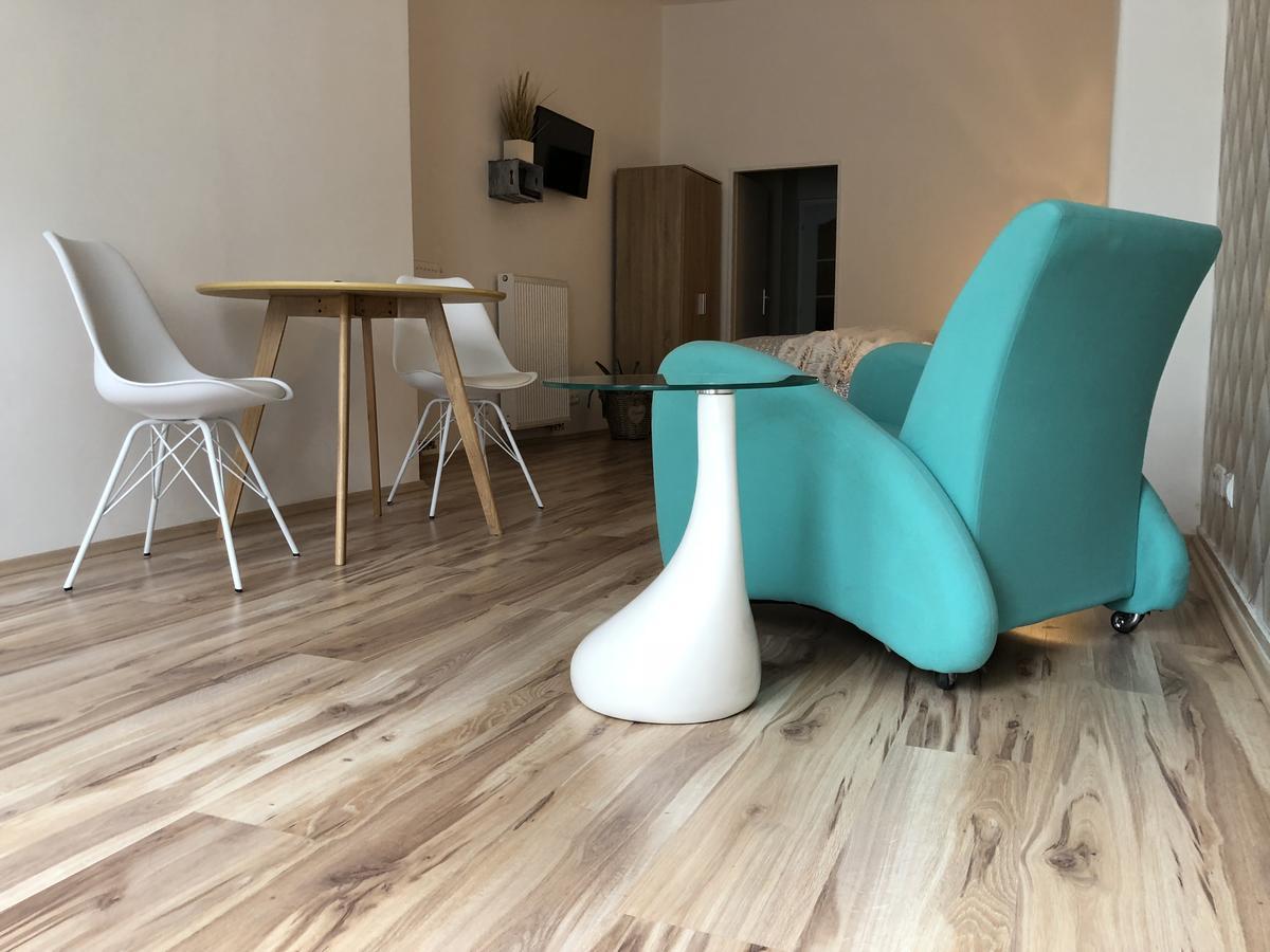Apartmany Galeta Karlsbad Exteriör bild