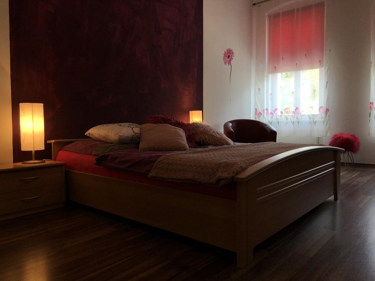 Apartmany Galeta Karlsbad Exteriör bild